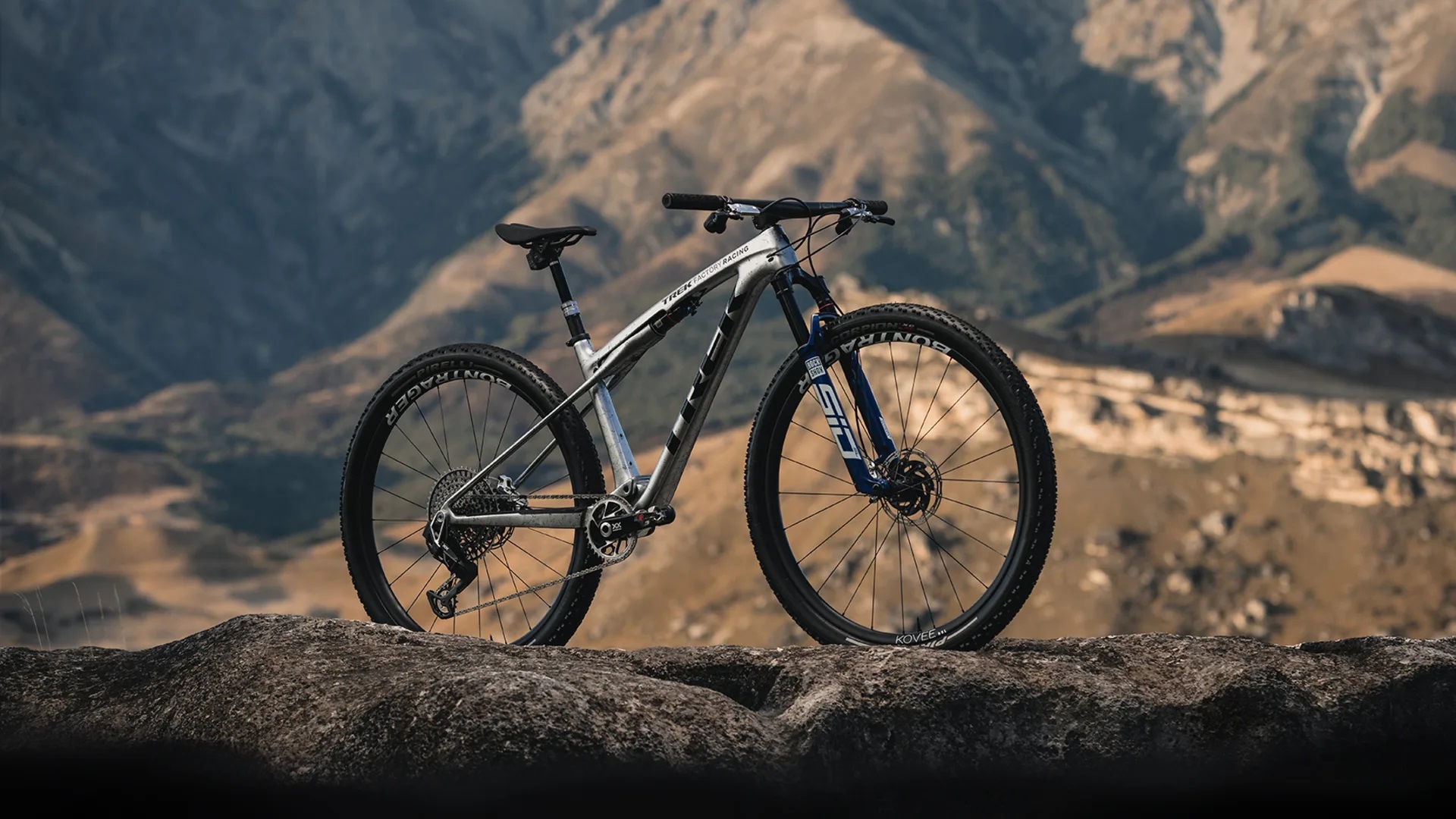 Nieuwe Mountainbike 2024 Kopen Broekhuis   Trek Supercaliber Gen2 Beautyshot3 